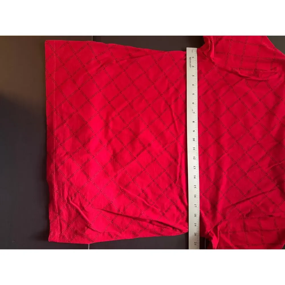 True Religion Men’s XL Red Horseshoe Pattern Tee – Bold Logo Graphic Shirt